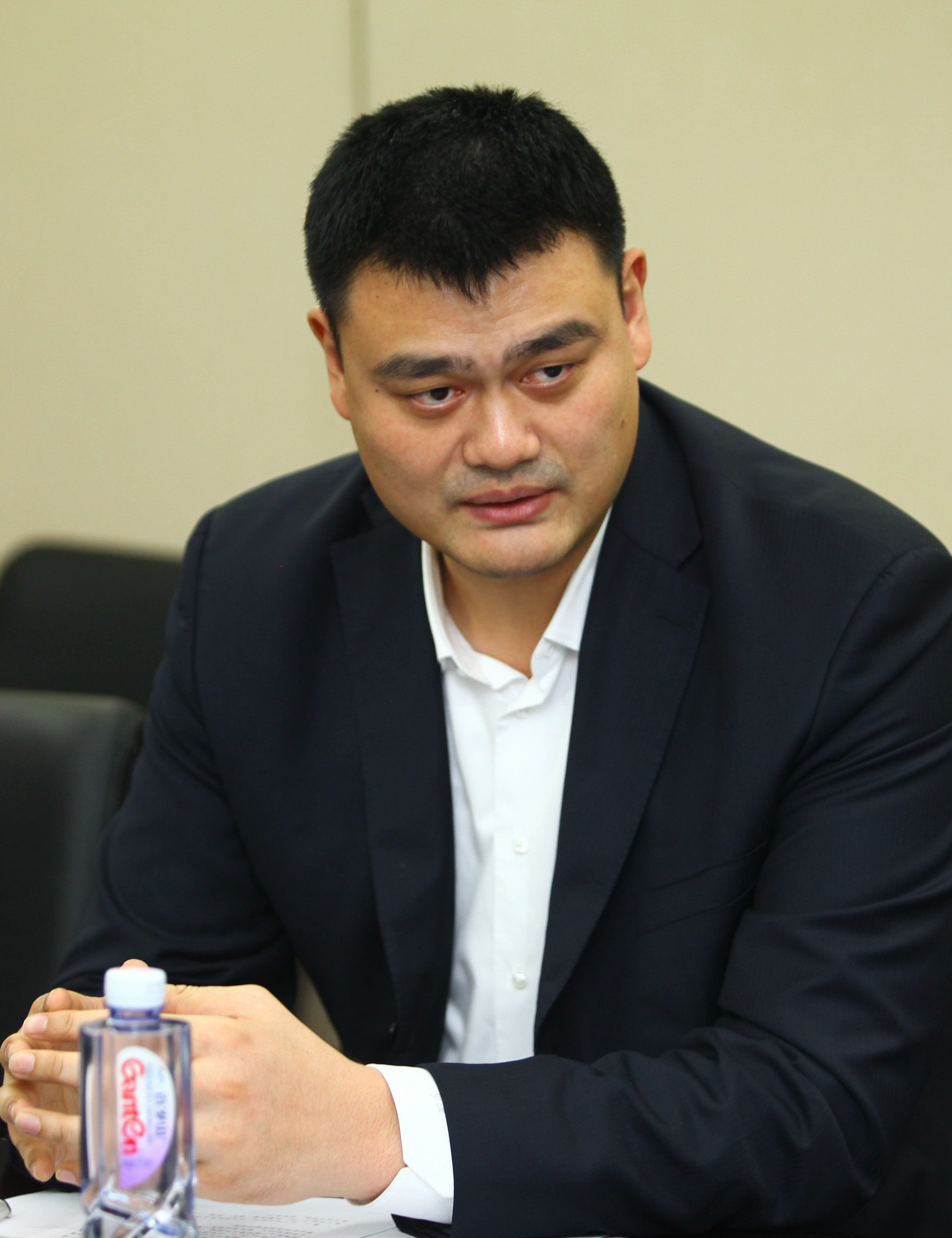 显得更加令