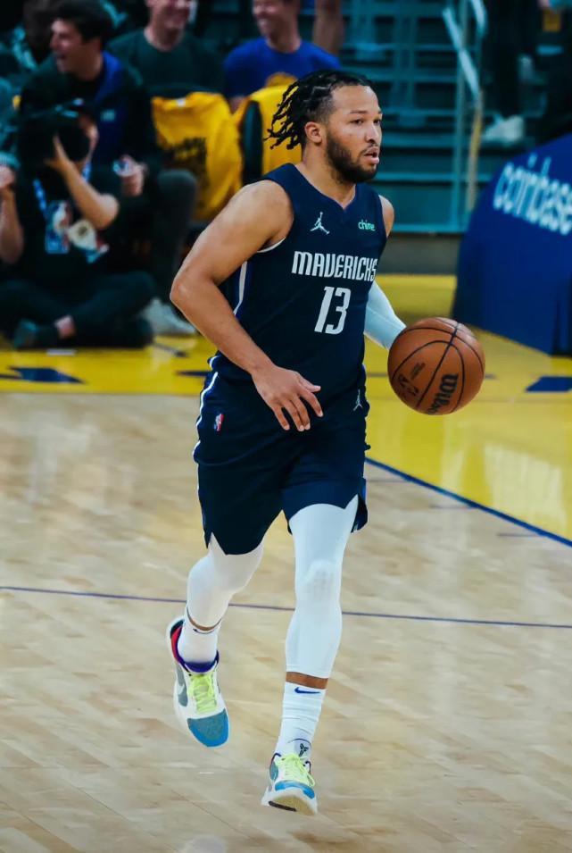 瑞典巨星伊 瑞典巨星伊